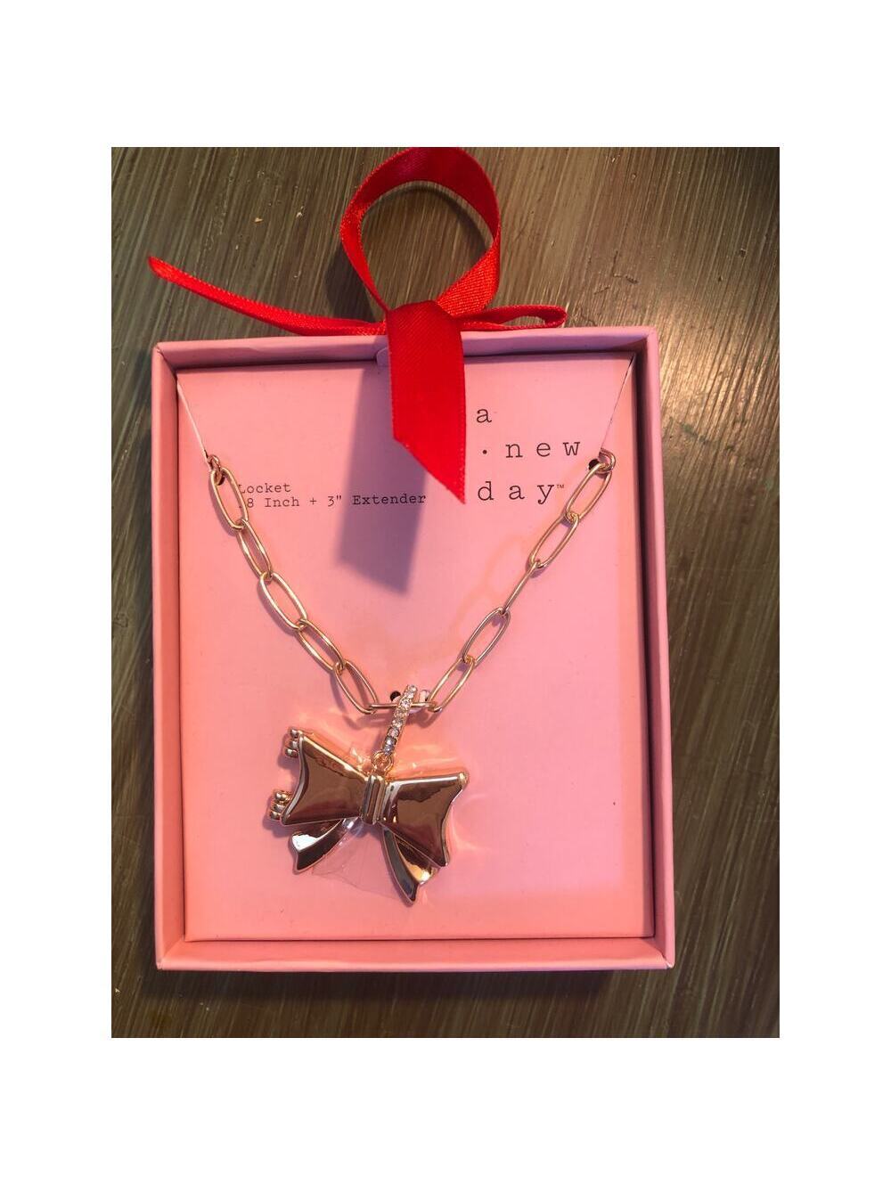 A New Day NWT 18" plus 3" Extender Bow Locket Gold Tone Necklace
